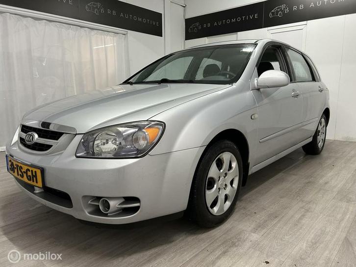 Kia Cerato 1.6-16V M-bition AIRCO/TREKHAAK/APK/MOOIE AUTO, Auto's, Kia, Bedrijf, Te koop, Cerato, ABS, Airbags, Airconditioning