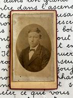 Oude foto op karton - CDV - man, Verzamelen, Foto's en Prenten, Gebruikt, Foto, Ophalen of Verzenden, Voor 1940