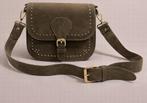 Schoudertas khaki met studs, Ophalen of Verzenden, Nieuw, Overige kleuren