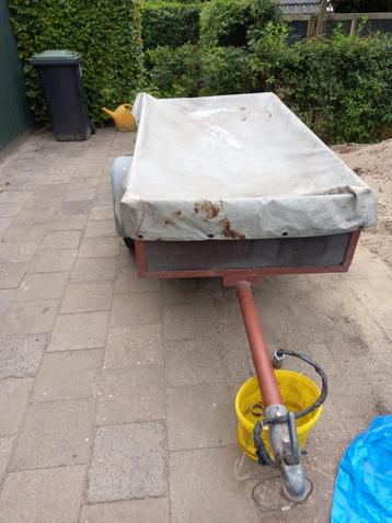 saris tot 750 kg beschikbaar voor biedingen