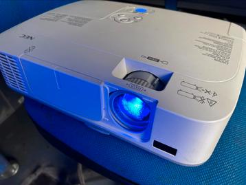 NEC beamer hdmi beschikbaar voor biedingen