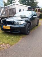 BMW 116i serie 16i  2006 Zwart, Auto's, BMW, Automaat, Euro 5, 3000 kg, Zwart