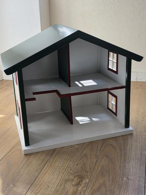 Poppenhuis., Verzamelen, Poppenhuizen en Toebehoren, Gebruikt, Poppenhuis, Ophalen