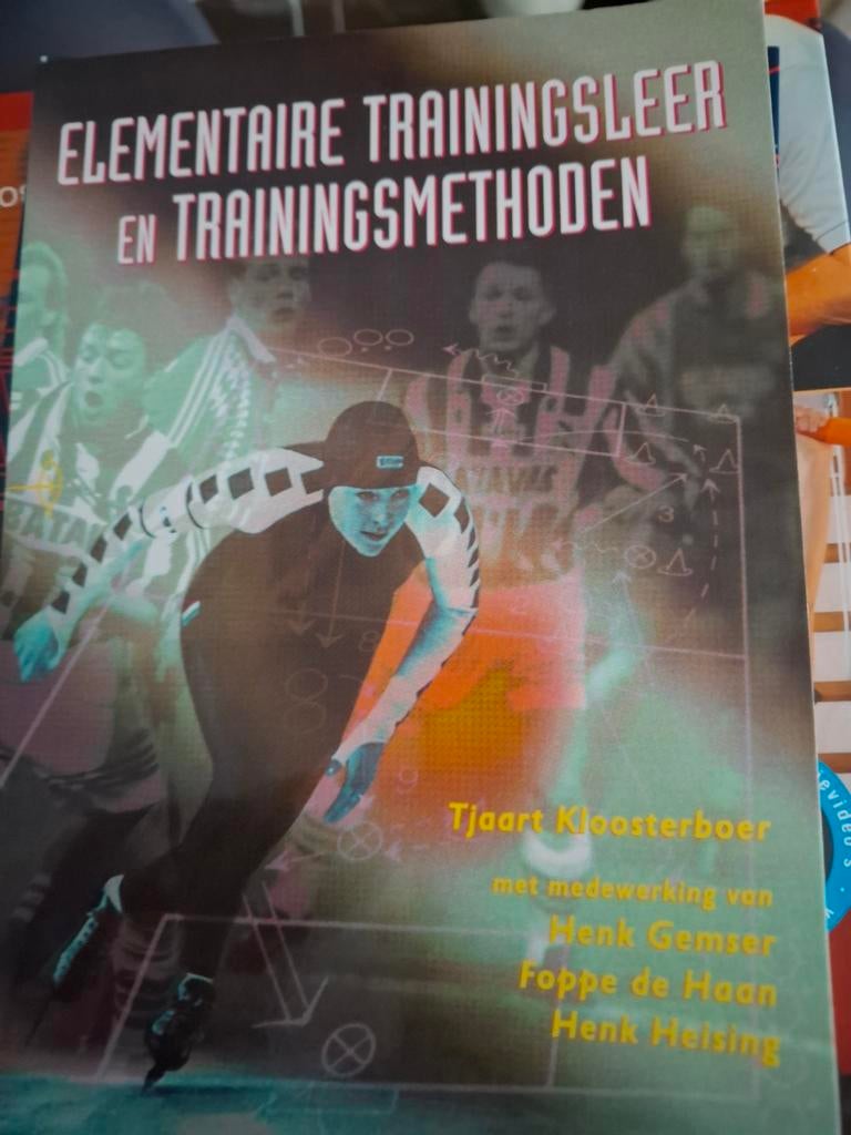 Elementaire Trainingsleer en Trainingsmethoden, Ophalen of Verzenden, Gelezen, Tjaart Kloosterboer, Overige sporten