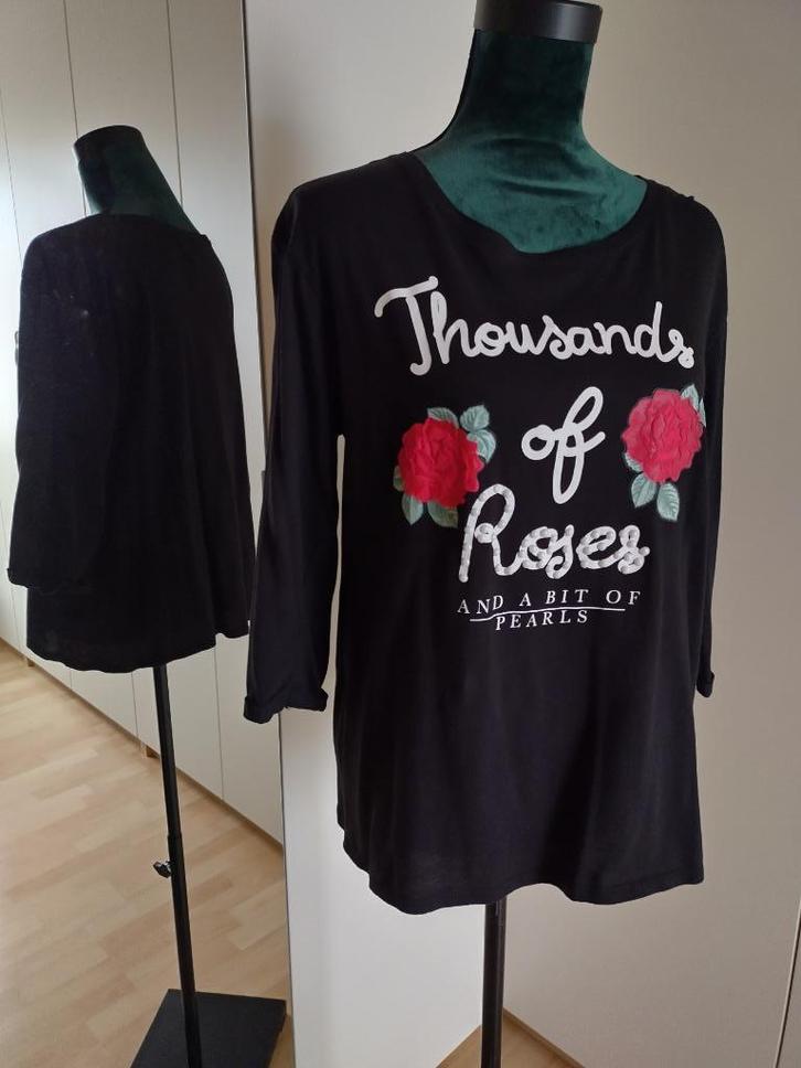 Te koop aangeboden: Dames shirt met driekwart mouw en opdruk, Kleding | Dames, T-shirts, Zo goed als nieuw, Maat 38/40 (M), Zwart