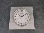 Vintage klok Hermle Two Time wandklok Quartz klokje, Huis en Inrichting, Ophalen, ., ., Analoog