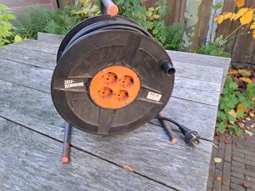 Black Master haspel 50 meter, 3 x 1,5 mm2 beschikbaar voor biedingen