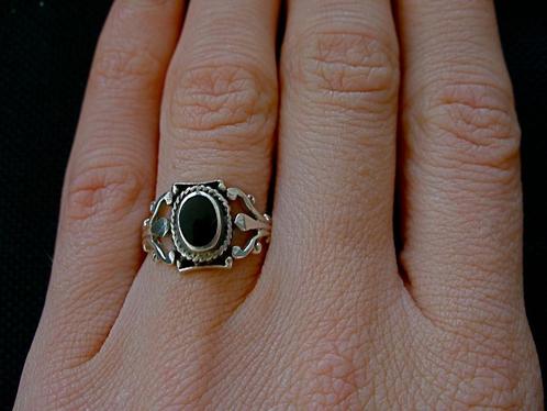 Zilveren 925 zilver ring zwarte onyx mt 16.25, 17.5 of 17.75, Sieraden, Tassen en Uiterlijk, Ringen, Nieuw, Dame, Zwart, Zilver