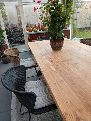 Eethoek..Mooi en goed onderhouden. beschikbaar voor biedingen