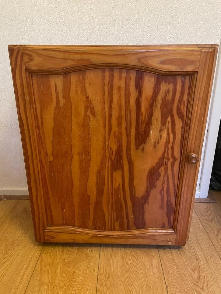 Lage houten kast met klep, Huis en Inrichting, Kasten | Overige, Gebruikt, Ophalen