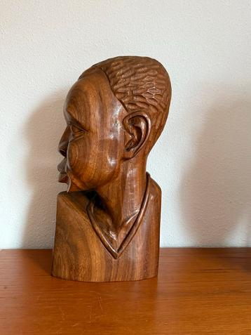 Houten Afrikaans Beeld beschikbaar voor biedingen
