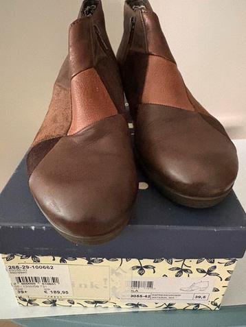 Leren damesschoenen Think! 39,5 beschikbaar voor biedingen