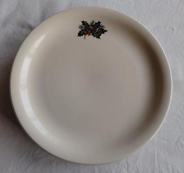 Jaren 80 creme kerst ontbijtborden hulst rode bessen beschikbaar voor biedingen