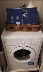 InDesit washing machine with collection tray, Witgoed en Apparatuur, Wasmachines, 85 tot 90 cm, 1600 toeren of meer, Gebruikt