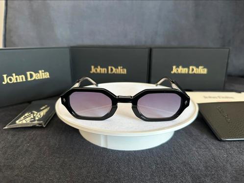 John Dalia Milla C101 zonnebril | nieuw + toebehoren, Sieraden, Tassen en Uiterlijk, Zonnebrillen en Brillen | Heren, Ophalen of Verzenden