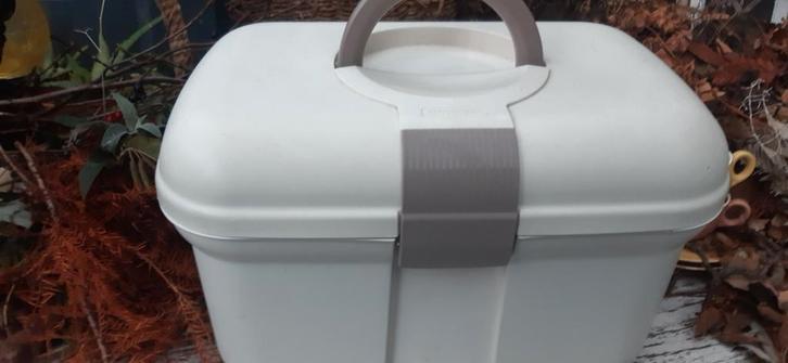 Mooie Curver Naaikoffer, Naaidoos,leuk als cadeau, Hobby en Vrije tijd, Naaien en Fournituren, Zo goed als nieuw, Overige typen