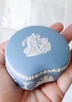 Wedgwood jasperware doosje blauw, Antiek en Kunst, Ophalen of Verzenden