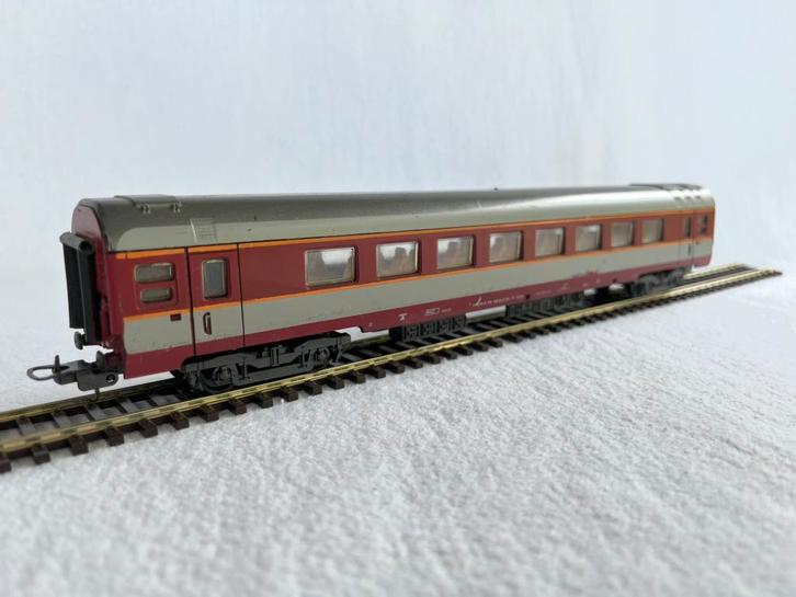 Lima SNCF Gran Confort wagon, Hobby en Vrije tijd, Modeltreinen | H0, Gebruikt, Wagon, Gelijkstroom, Lima, Ophalen of Verzenden