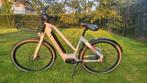 Snel & Stijlvol – E-bike 2022 met riemaandrijving, Fietsen en Brommers, Elektrische fietsen, Ophalen, Zo goed als nieuw, 50 km per accu of meer