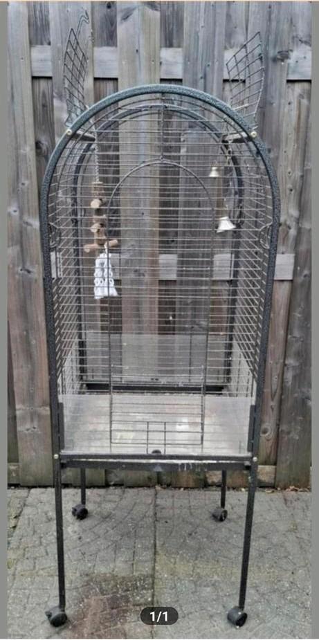 Keurige parkieten papegaaien kooi - reeds gedemonteerd., Dieren en Toebehoren, Vogels | Hokken en Kooien, Zo goed als nieuw, Vogelkooi