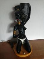 Afrikaanse vrouw met mand = lamp, Antiek en Kunst, Antiek | Lampen, Ophalen of Verzenden