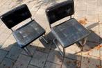 GRATIS. Twee stoelen, Ophalen, Gebruikt, Twee, Bruin