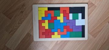 Leuke houten puzzel beschikbaar voor biedingen