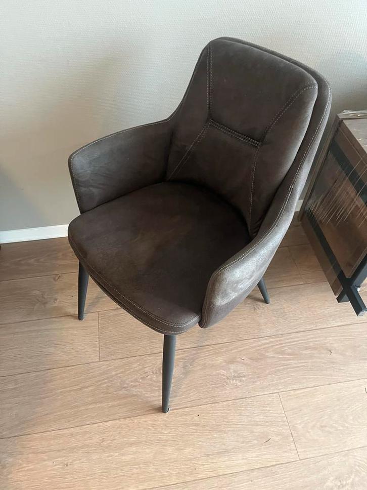 Moderne eettafel met 3 antraciet armstoelen - MXSOFA, Huis en Inrichting, Tafels | Eettafels, Nieuw, Ophalen