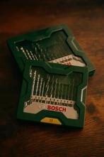 Krachtig en precisievol: Bosch boorset in stijlvol jasje 2st, Ophalen of Verzenden, Boor- en Schroefmachine