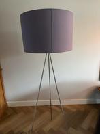 Paarse lamp met roestvrijstalen voet, Ophalen, Gebruikt, Metaal, 100 tot 150 cm