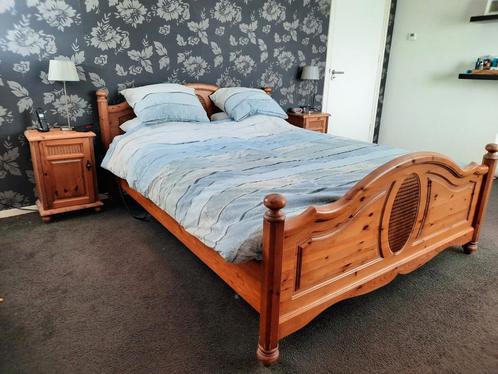 Grenen bed 1,6x2,1m1 ombouw incl vrijstaande elektr. bodem, Huis en Inrichting, Slaapkamer | Complete slaapkamers, Gebruikt, Tweepersoons