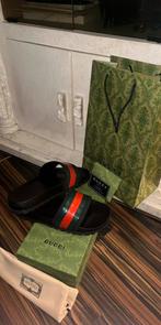 Cucci slippers, Ophalen of Verzenden, Zo goed als nieuw, Zwart