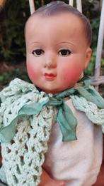 Vintage celluloid  babypop met gehaakt omslagdoekje, Antiek en Kunst, Antiek | Speelgoed, Ophalen of Verzenden