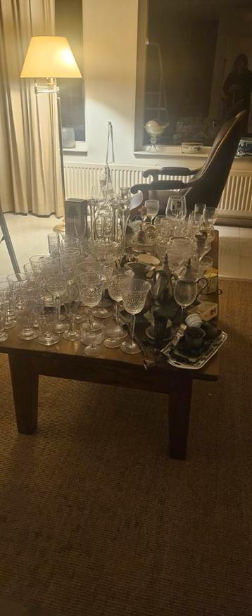 Diverse glaswerk collectie beschikbaar voor biedingen