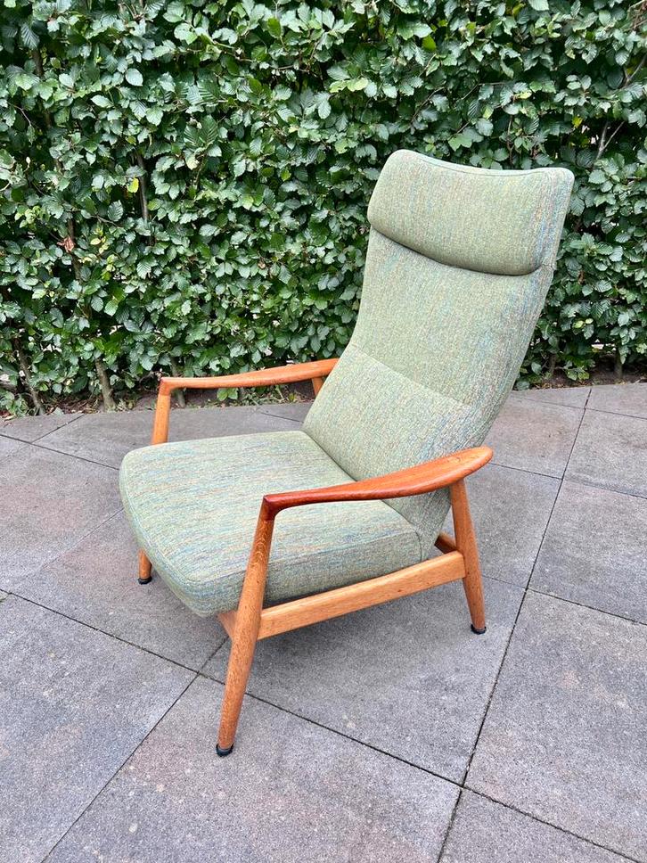 Bovenkamp vintage fauteuil in hele goede staat, Huis en Inrichting, Fauteuils, Zo goed als nieuw, Stof, 50 tot 75 cm, Minder dan 75 cm