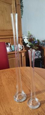 2 (set) duo hoge smalle vazen met stevige voet, Overige kleuren, 50 tot 75 cm, Ophalen of Verzenden, Glas