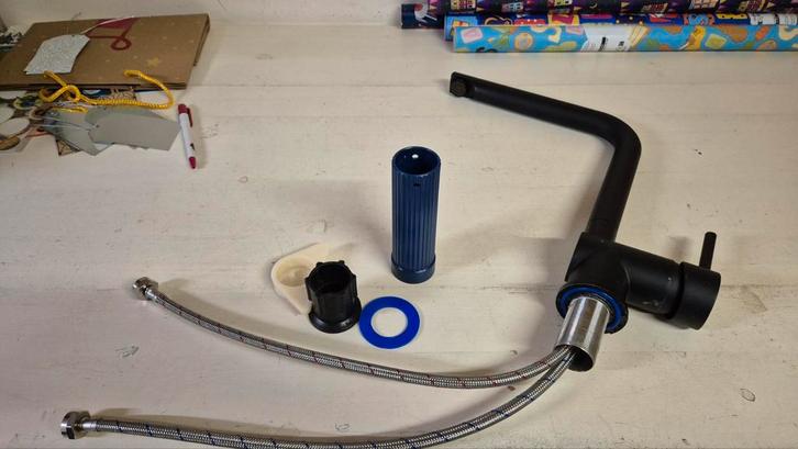 Moderne Kraan - Zwart, Doe-het-zelf en Verbouw, Sanitair, Gebruikt, Kraan, Rvs, Ophalen of Verzenden