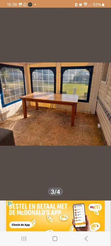 Veranda met zeilen en platen beschikbaar voor biedingen