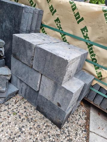 Linea antraciet stapel blokken/ border beschikbaar voor biedingen
