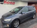 Volkswagen Touran 1.5 TSI Highline NIEUWSTAAT 18000KM, Auto's, 15 km/l, Euro 6, 4 cilinders, 150 pk