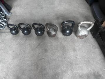 Kettlebells 6kg,8kg,10kg,12kg,16kg,24kg beschikbaar voor biedingen
