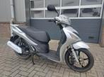 SUZUKI UX150 Sixteen A1 2010 inruil mogelijk, Motoren, Motoren | Suzuki, 156 cc, Scooter, Bedrijf, 11 kW of minder