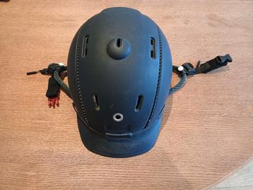 Paardrijhelm voor kind + chaps beschikbaar voor biedingen