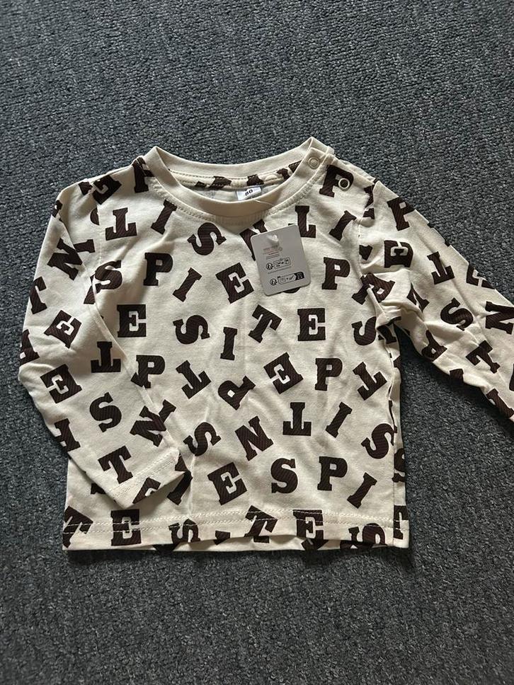 Leuk shirtje maat 80 sint en piet sinterklaas, Kinderen en Baby's, Babykleding | Maat 80, Zo goed als nieuw, Jongetje of Meisje