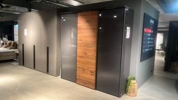 Schuifdeurkast loddenkemperb243cm x h244 beschikbaar voor biedingen