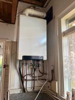 Gebruikte Intergas Kombi Kompakt HRE 28/24 CV-ketel, Ophalen, 30 tot 80 cm, Gebruikt, Hoog rendement (Hr)