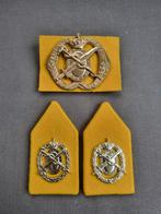 Setje militair geneeskundige dienst geel (natosluiting), Ophalen of Verzenden, Landmacht, Nederland, Embleem of Badge