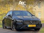 Mercedes-Benz A-Klasse 200 AMG Line Night Pack (bj 2023), Auto's, Zwart, 165 pk, 1600 kg, Sedan