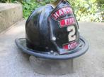 Amerikaanse brandweerhelm achterkant met scheur,decoratief., Ophalen of Verzenden, Landmacht, Nederland, Helm of Baret