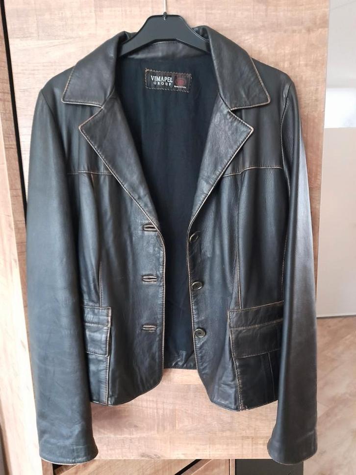 Donkerbruin kort leren dames jasje (VeraPelle Italy), Kleding | Dames, Jasjes, Kostuums en Pakken, Gedragen, Jasje, Maat 38/40 (M)